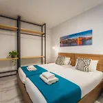 New - Only Unit 3 Modern 2-bedroom With Common Heated Jacuzzi By Sf Homes 아파트