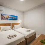 New - Only Unit 3 Modern 2-bedroom With Common Heated Jacuzzi By Sf Homes * Saint Julian's