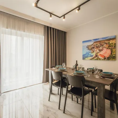 New - Only Unit 3 Modern 2-bedroom With Common Heated Jacuzzi By Sf Homes Apartment