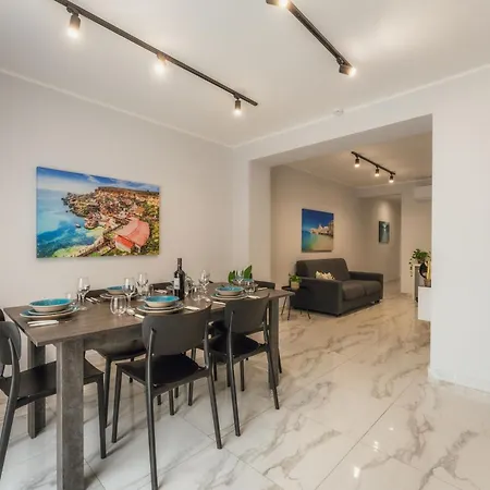 Apartment New - Only Unit 3 Modern 2-bedroom With Common Heated Jacuzzi By Sf Homes *