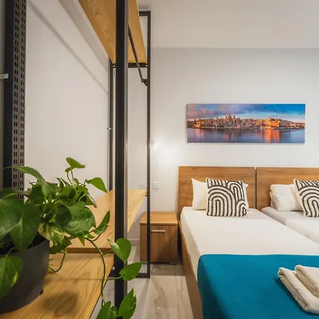 New - Only Unit 3 Modern 2-bedroom With Common Heated Jacuzzi By Sf Homes Apartment San Ġiljan