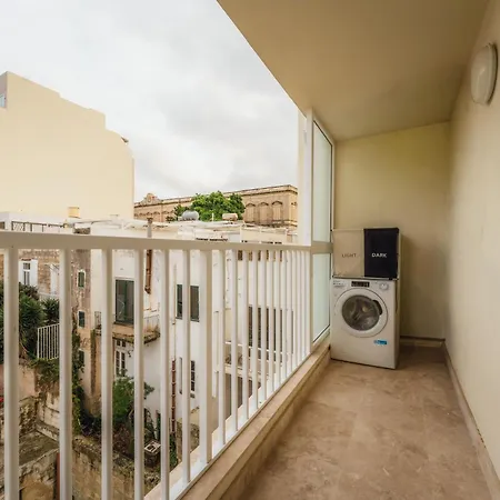 New - Only Unit 3 Modern 2-bedroom With Common Heated Jacuzzi By Sf Homes Apartment San Ġiljan