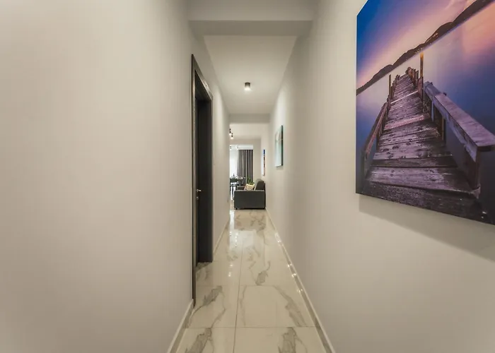 New - Only Unit 3 Modern 2-bedroom With Common Heated Jacuzzi By Sf Homes 公寓 Saint Julian's