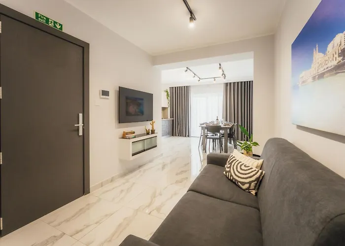 New - Only Unit 3 Modern 2-bedroom With Common Heated Jacuzzi By Sf Homes Апартаменты