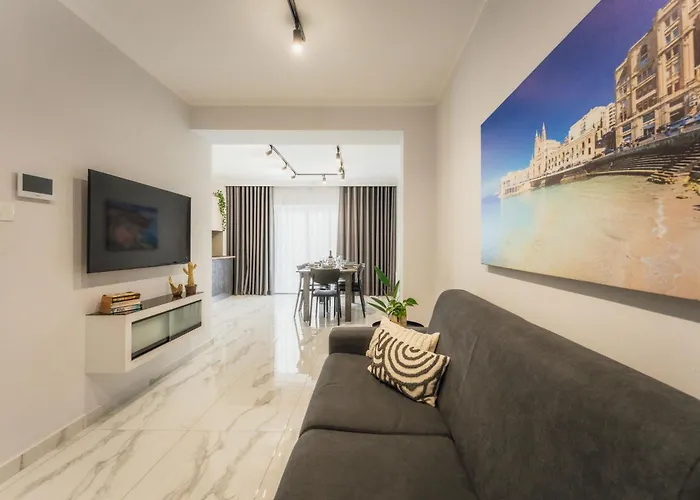 New - Only Unit 3 Modern 2-bedroom With Common Heated Jacuzzi By Sf Homes Апартаменты