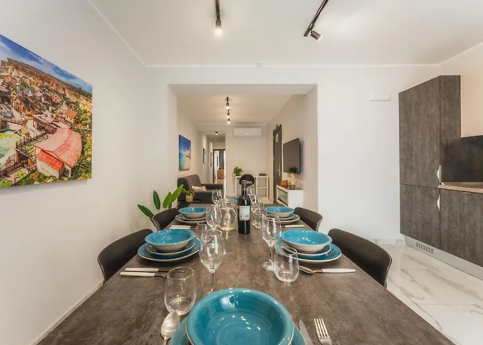 New - Only Unit 3 Modern 2-bedroom With Common Heated Jacuzzi By Sf Homes * Saint Julian's