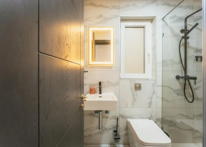 Apartman New - Only Unit 3 Modern 2-bedroom With Common Heated Jacuzzi By Sf Homes San Ġiljan