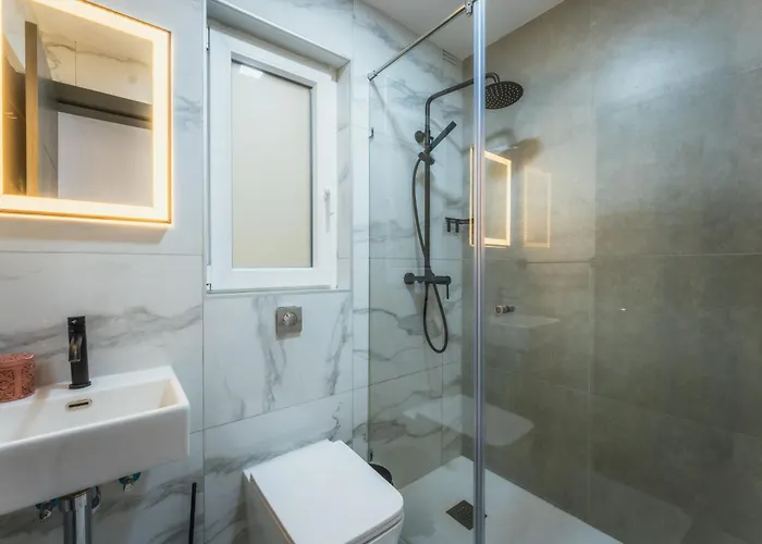 New - Only Unit 3 Modern 2-bedroom With Common Heated Jacuzzi By Sf Homes Апартаменты *