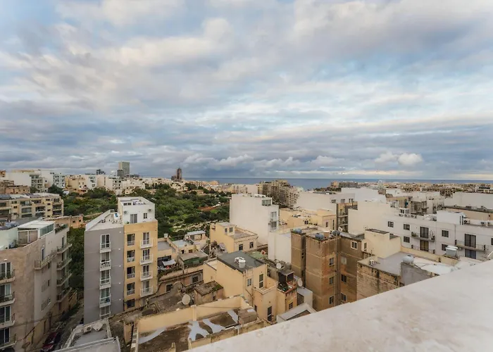 New - Only Unit 3 Modern 2-bedroom With Common Heated Jacuzzi By Sf Homes