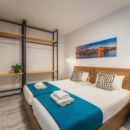 New - Only Unit 3 Modern 2-bedroom With Common Heated Jacuzzi By Sf Homes Apartman
