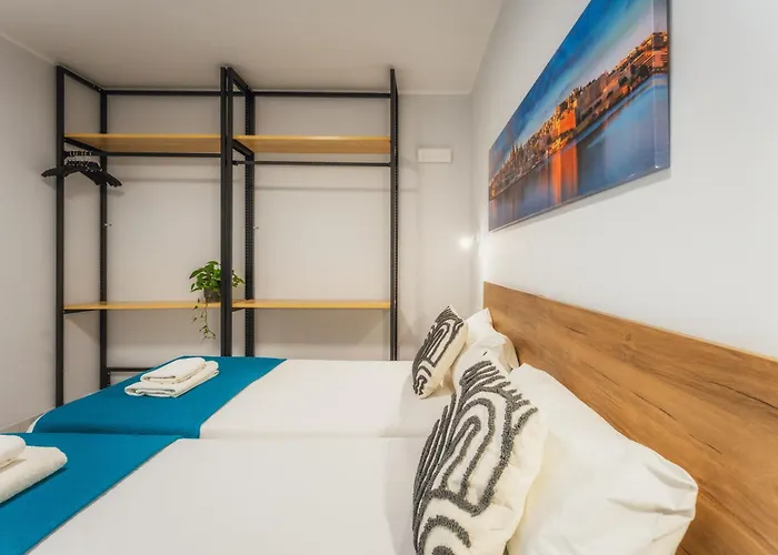 New - Only Unit 3 Modern 2-bedroom With Common Heated Jacuzzi By Sf Homes 아파트 Saint Julian's